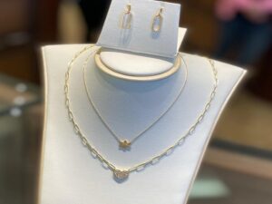 Buy gold silver Fresno best jewelry stores near you